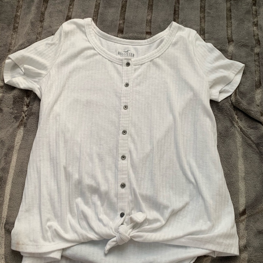 white hollister tie up tee